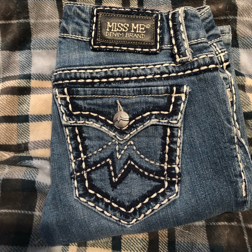 Miss Me Irene Bootcut size 26